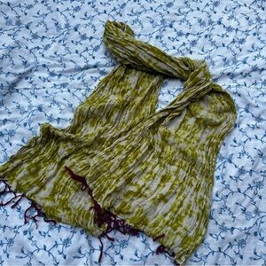 Retro Green and white tie dye scarf from American Eagle